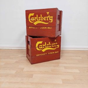 1920 -luvun korkea Carlsberg -olutlaatikko